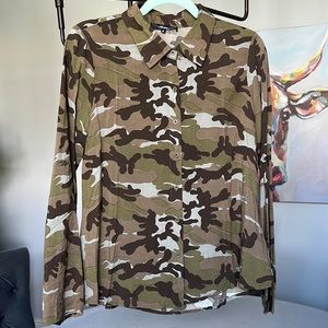 Andree by unit Camo Western embroidered button down